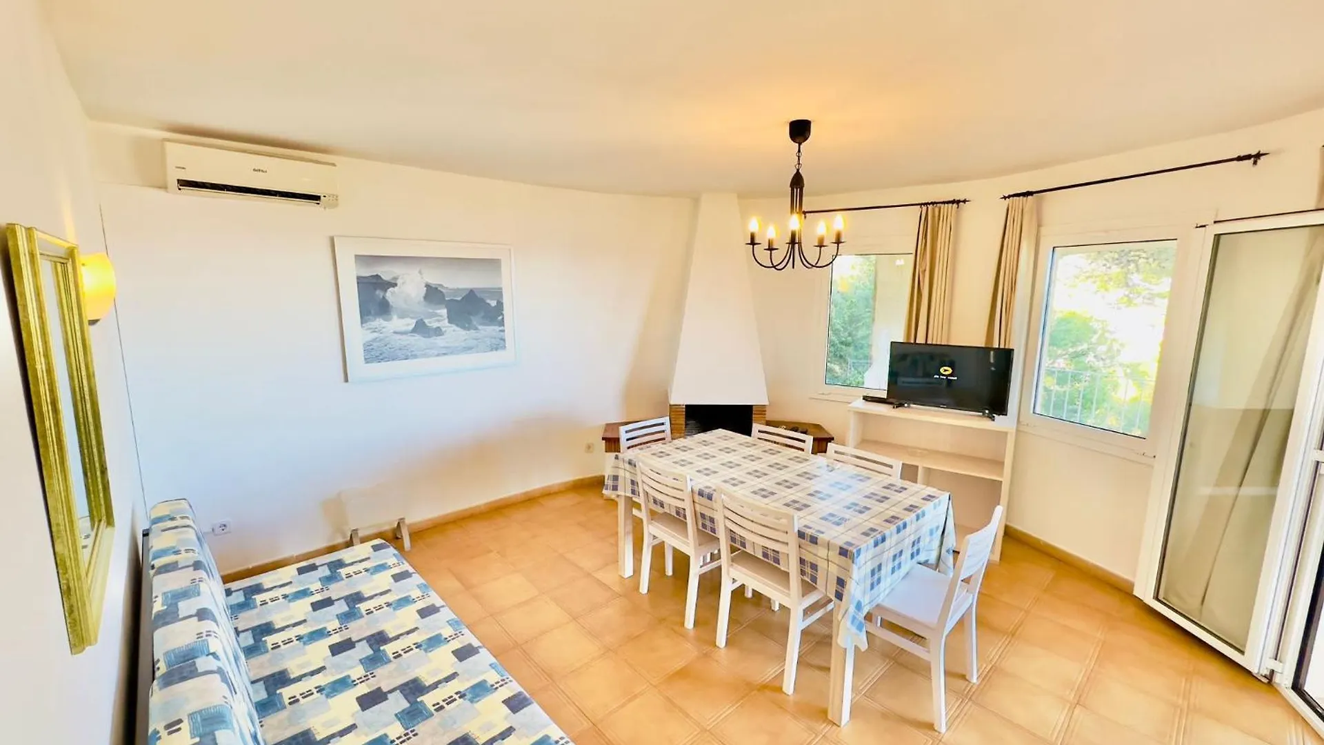 Trill Las Brisas A, 4-6 Pax L'Estartit Spain